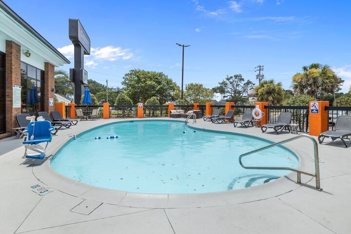 Pool 27 of 63