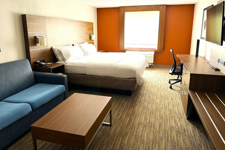 Room 65 of 109