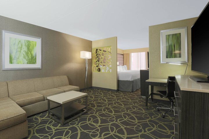 Room 20 of 25