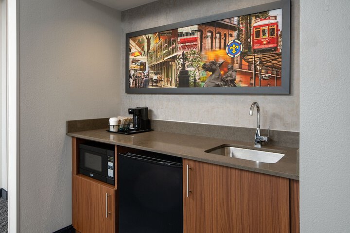 Courtyard by Marriott New Orleans Metairie