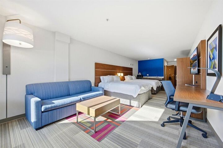 Holiday Inn Express & Suites Bethlehem Arpt-Allentown Area