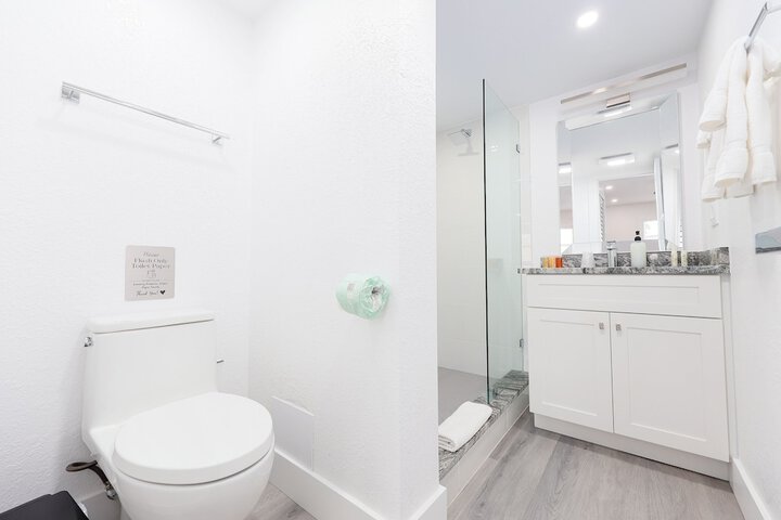 Siesta Key Beach Resort and Suites
