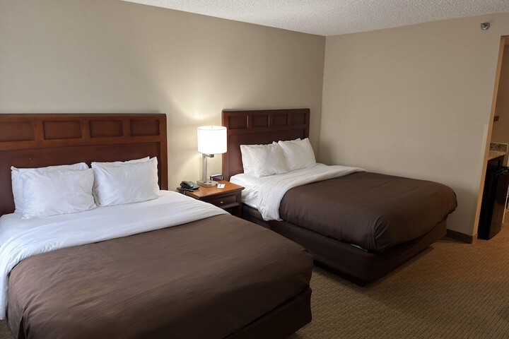 Wingate by Wyndham Utica