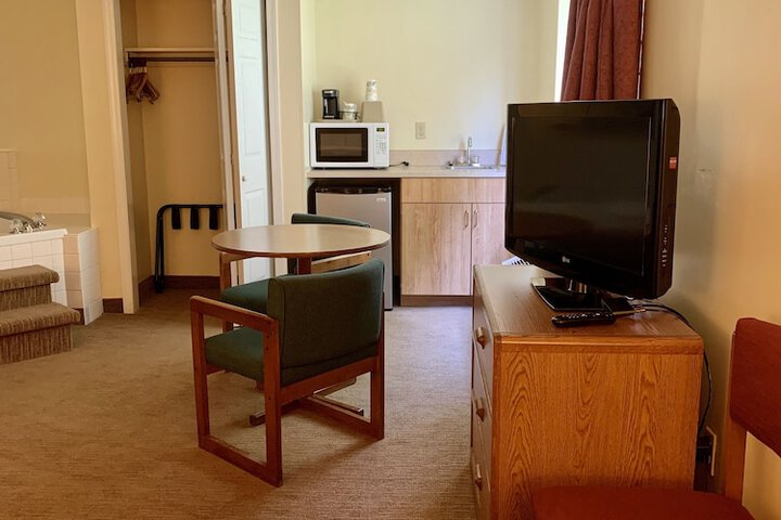 Room 22 of 32