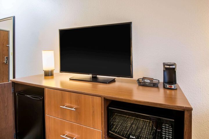 La Quinta Inn & Suites by Wyndham Morgantown