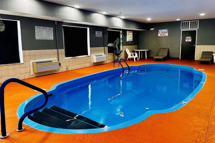 Pool 6 of 51