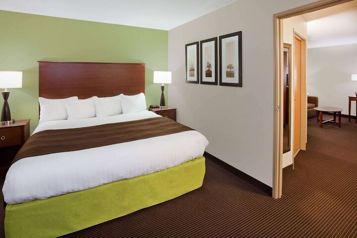Room 16 of 27