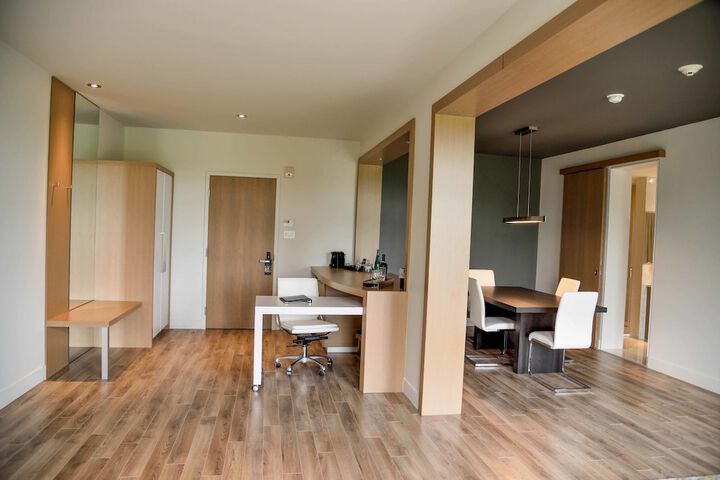 Room 12 of 54