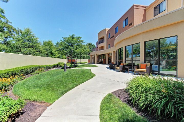 Courtyard by Marriott Harrisburg West / Mechanicsburg