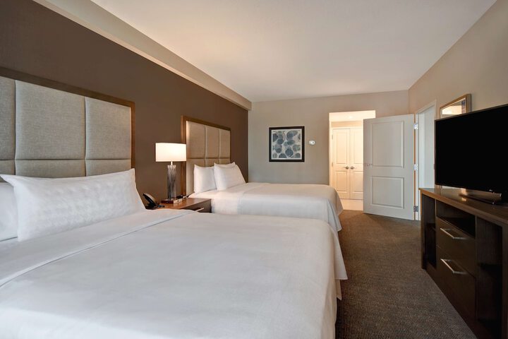Room 25 of 48