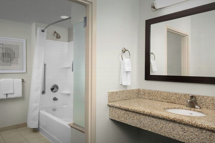 Courtyard by Marriott Salisbury NC