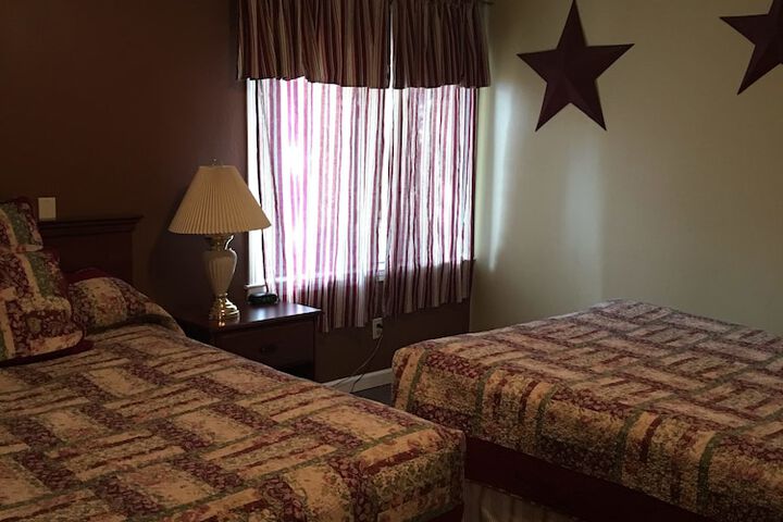 Room 41 of 86