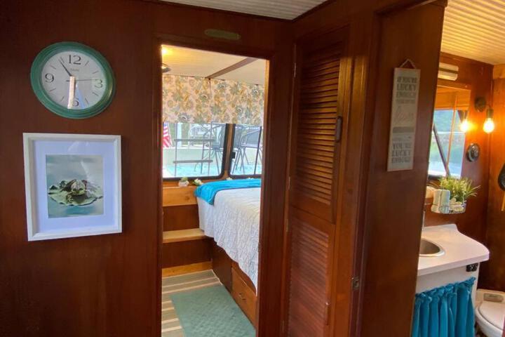 The Lily Pad Boatel Houseboat