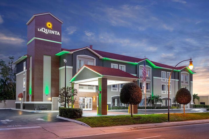 Hotel 2 of 30