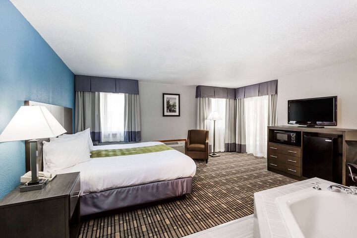 Room 21 of 48