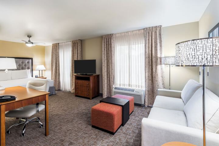 Larkspur Landing Extended Stay Suites St. Louis Riverport - Airport West