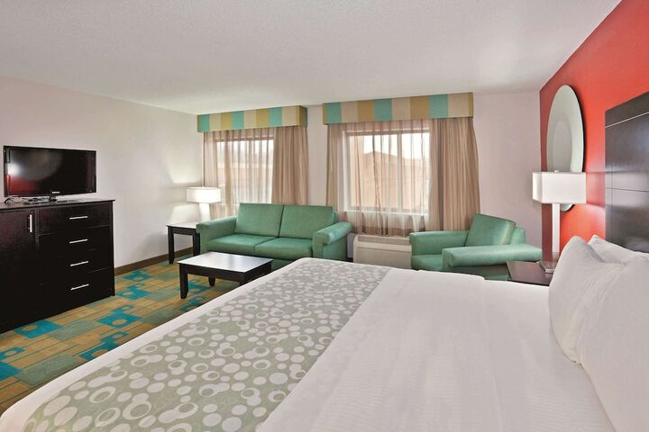 Room 33 of 50