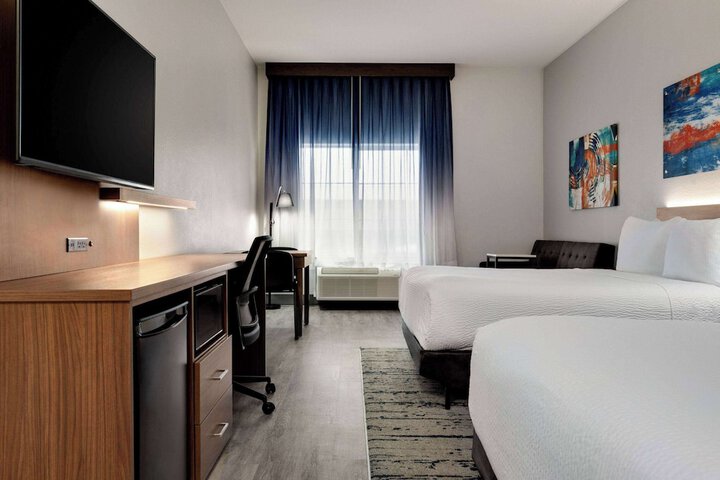 Room 39 of 59