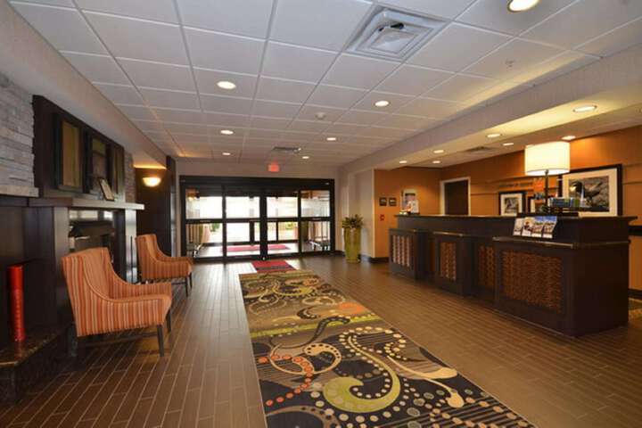 Hampton Inn & Suites Tulsa / Catoosa