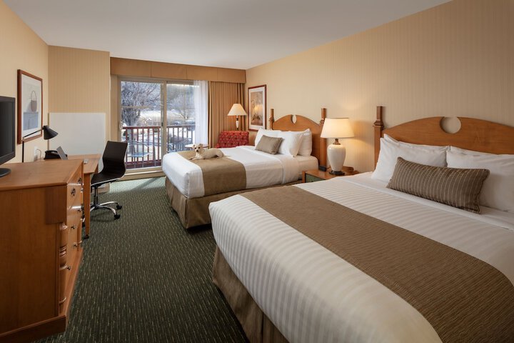 St. Eugene Golf Resort & Casino