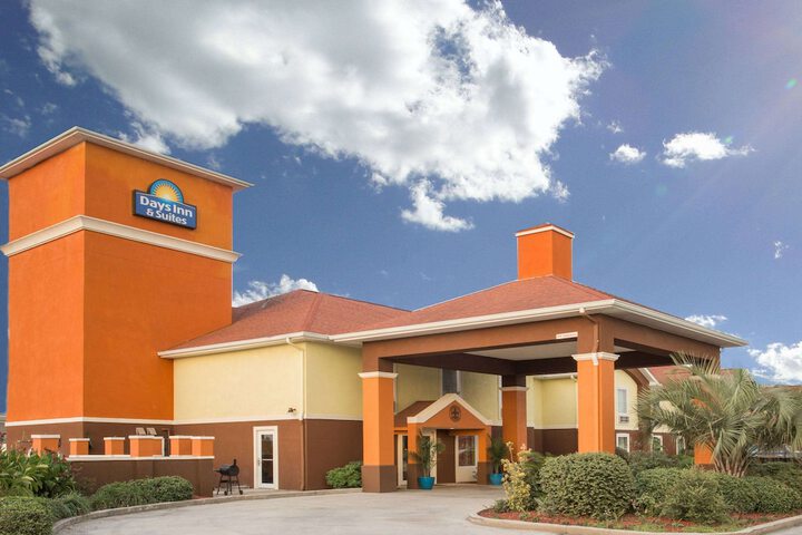 Hotel 5 of 86
