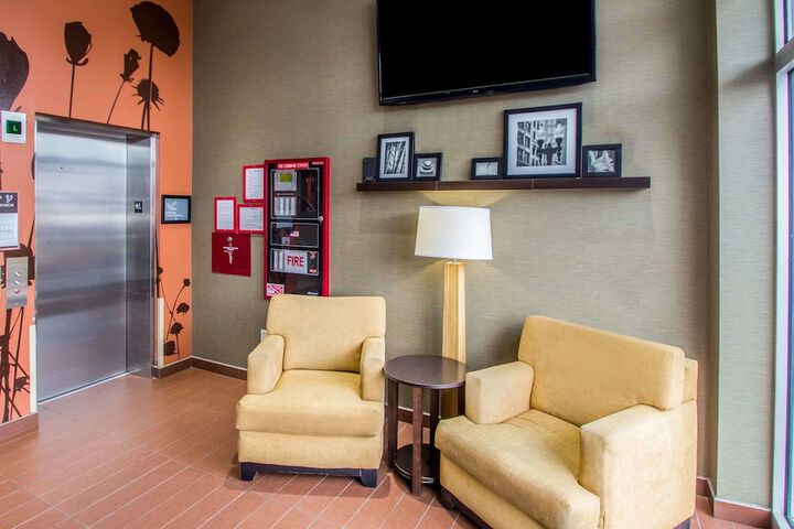 Hotel Interior 6 of 27