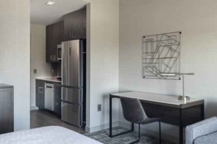 Suite 67 of 180