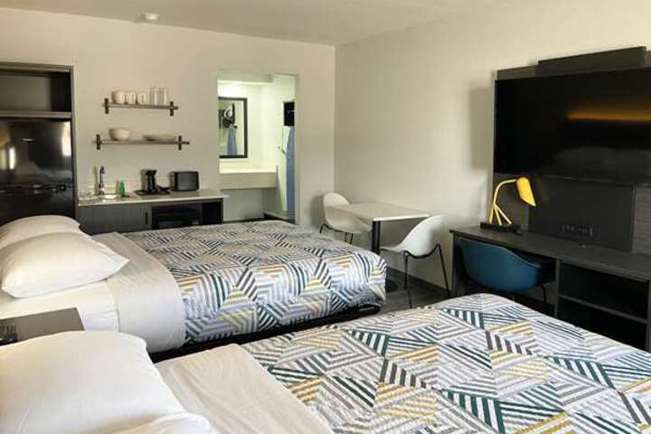 Room 54 of 100