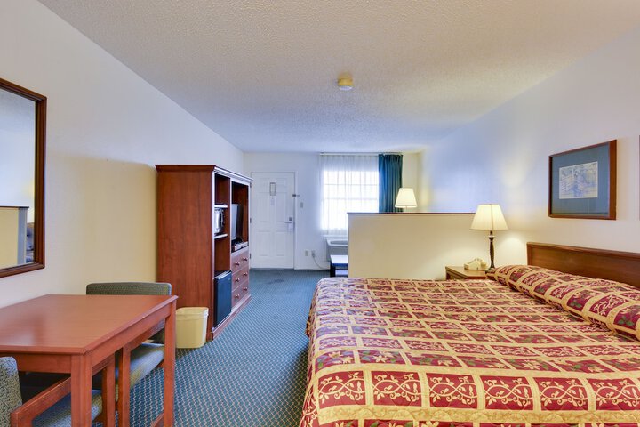 Room 43 of 74