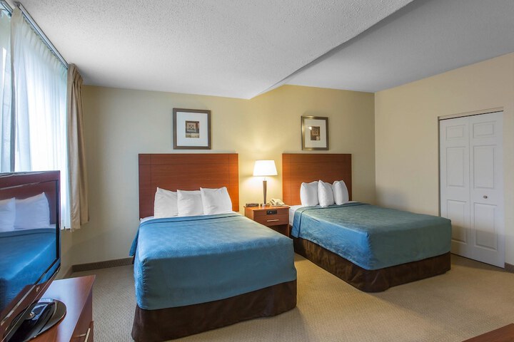 Room 21 of 48
