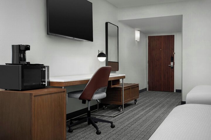 Courtyard by Marriott Bloomington