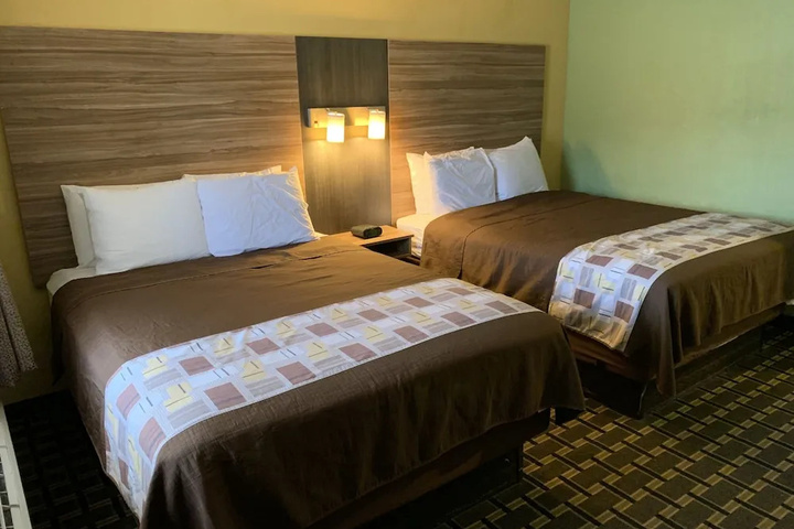 Travelodge Buffalo University District