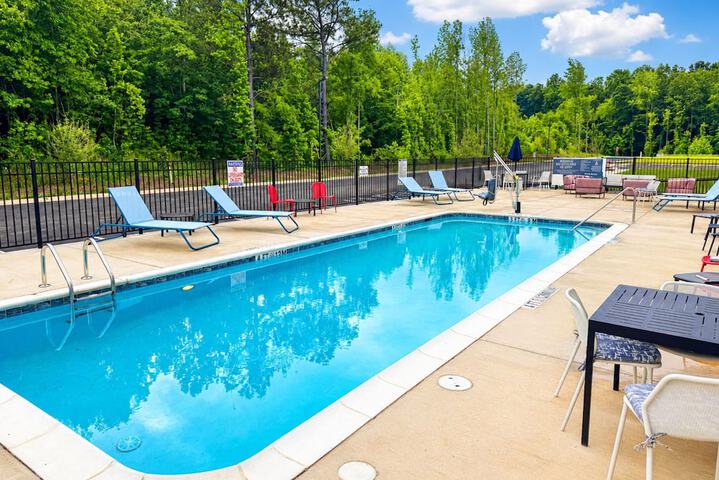 Hawthorn Extended Stay by Wyndham Mebane