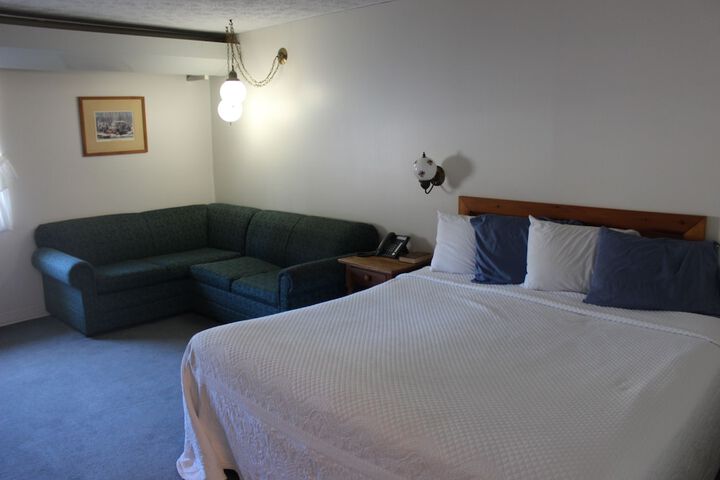 Room 7 of 50