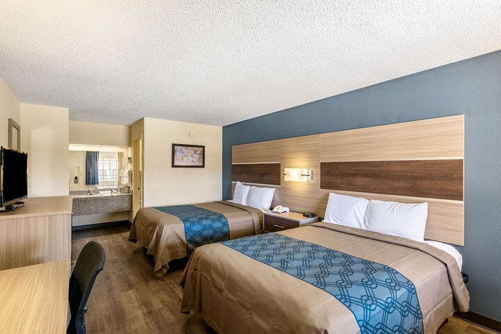 Room 16 of 16