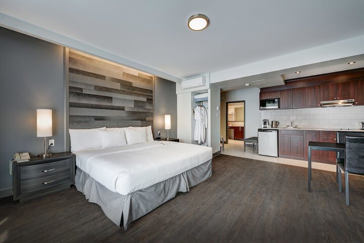 Room 64 of 99