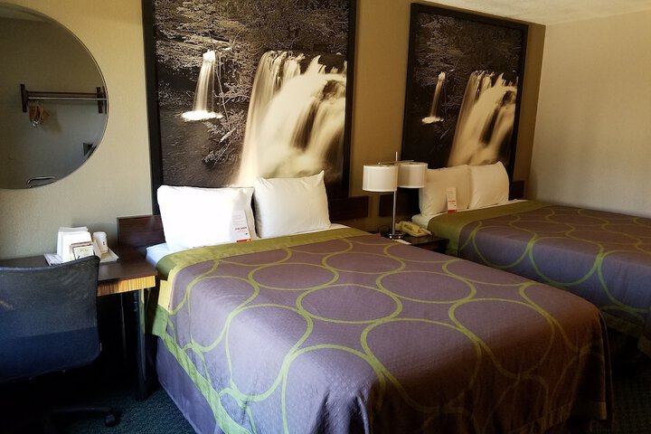 Room 20 of 52