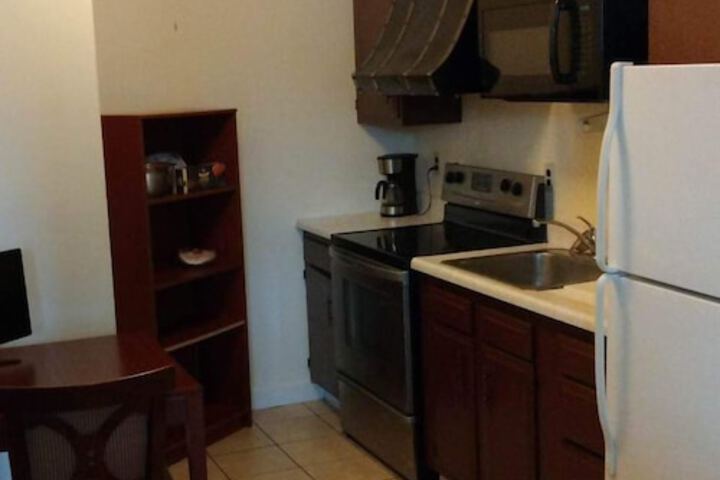 McLure Inn and Suites