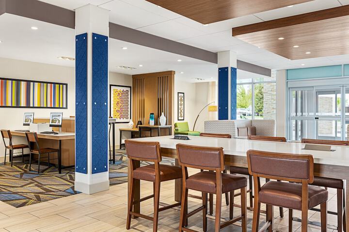 Breakfast/Coffee Service 63 of 68