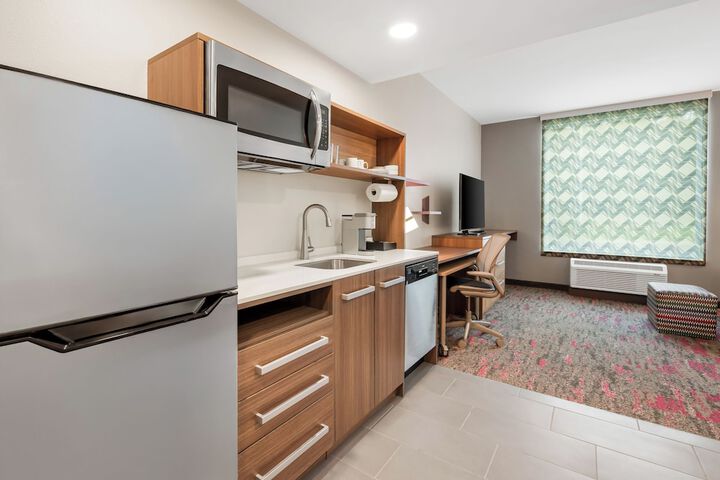 Home2 Suites by Hilton Sneads Ferry North Topsail Beach