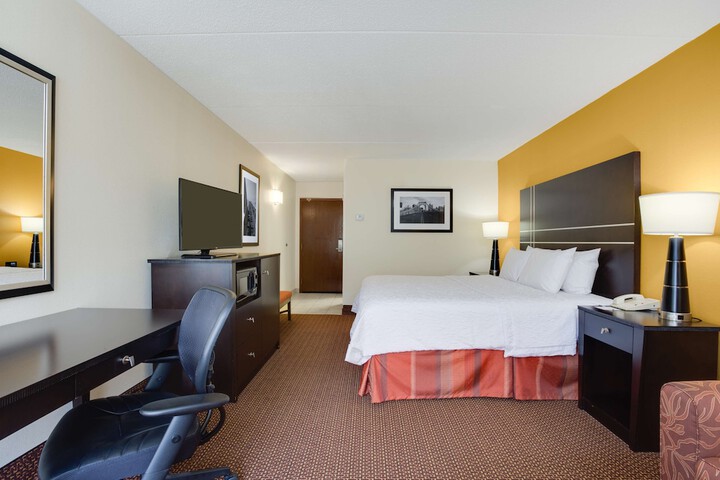 Hampton Inn Pittsburgh / West Mifflin
