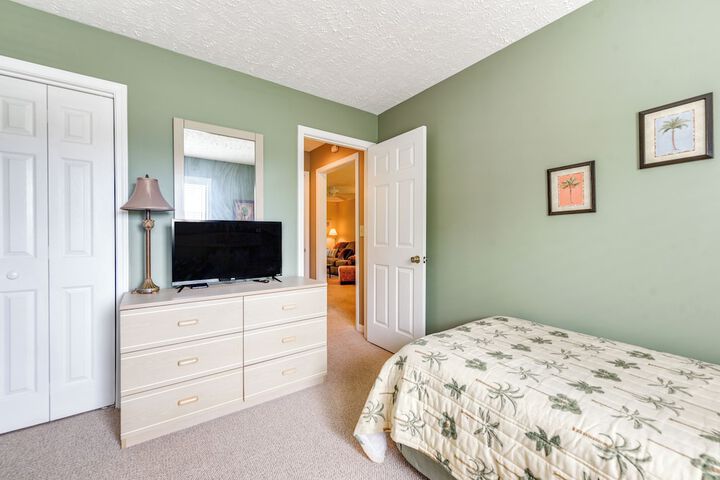 Little River Condo w / Pool Access: 5 Mi to Beach