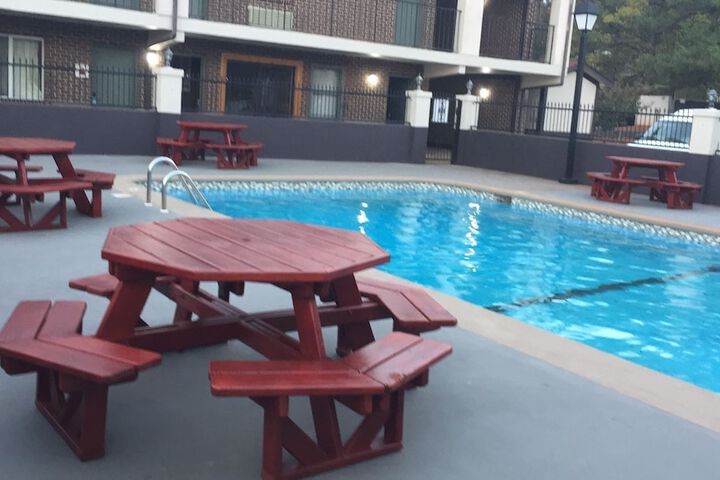 Pool 7 of 45