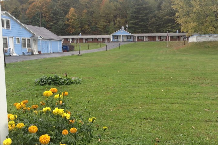 Starlight Inn