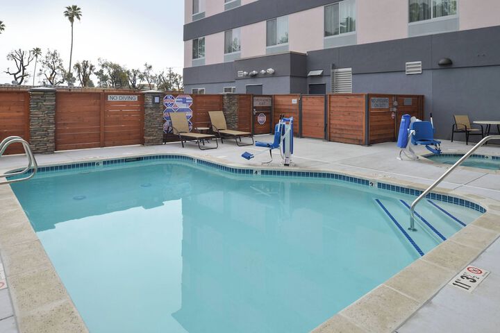 Pool 3 of 44