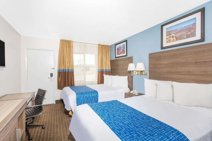 Room 15 of 23