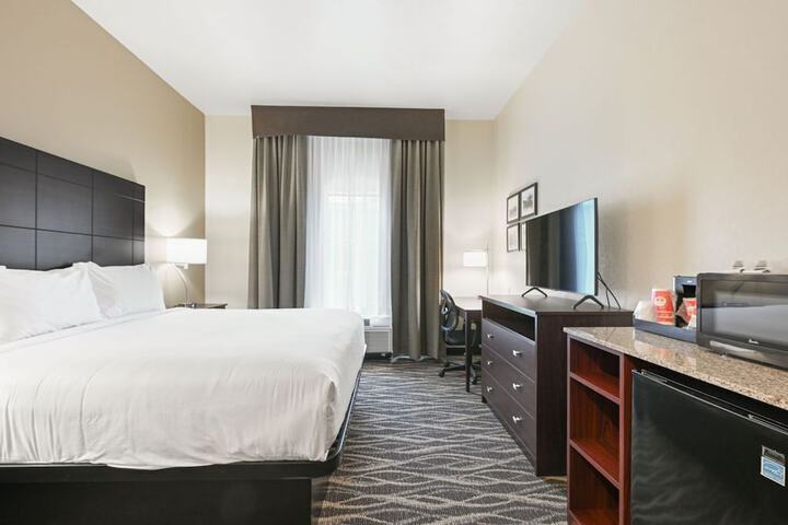 Room 42 of 112