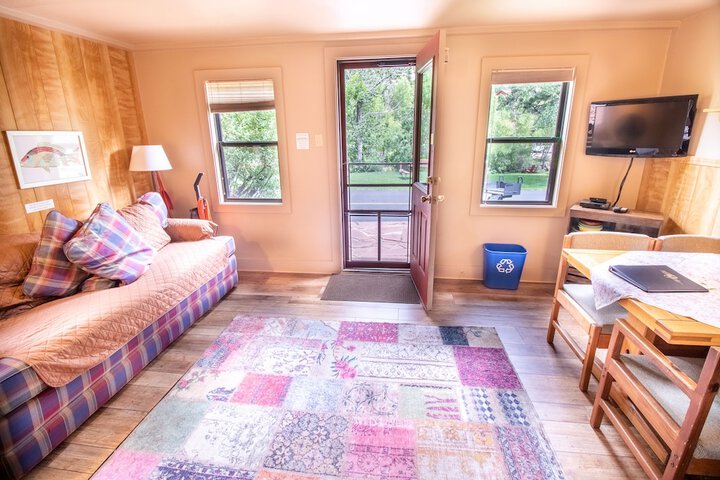Room 153 of 261