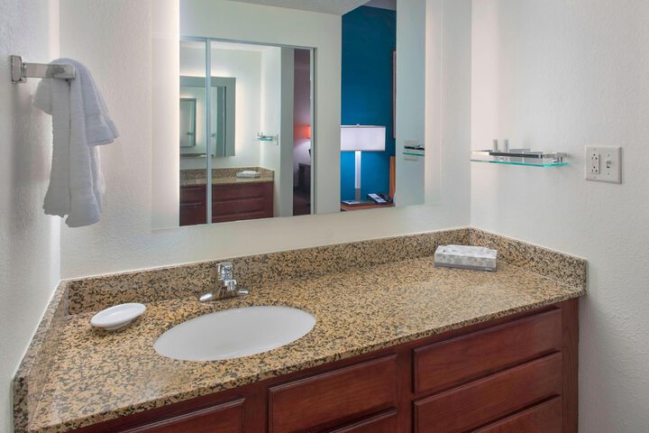 Residence Inn by Marriott Newark Elizabeth / Liberty International Airport