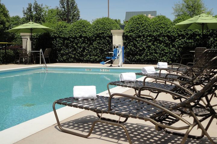 Pool 14 of 43